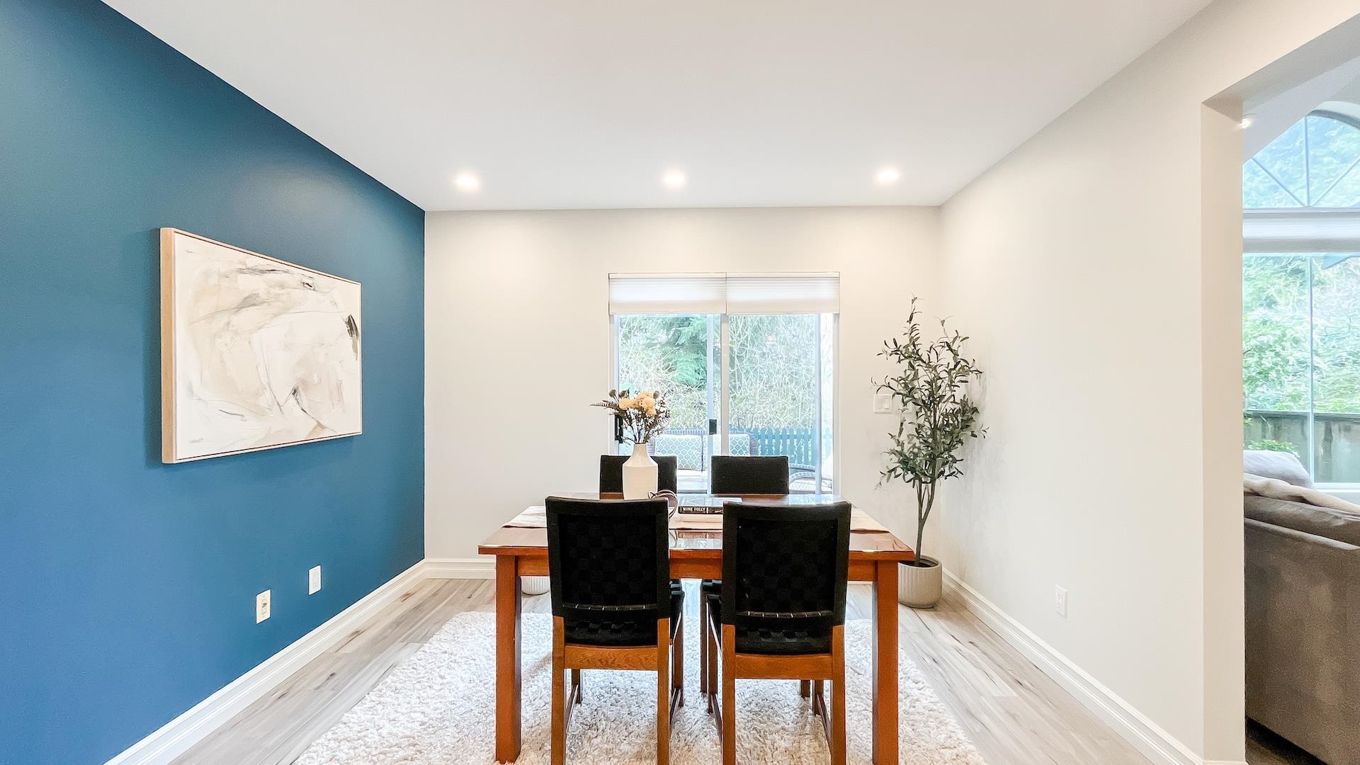 12 7465 MULBERRY PLACE Unit: 12