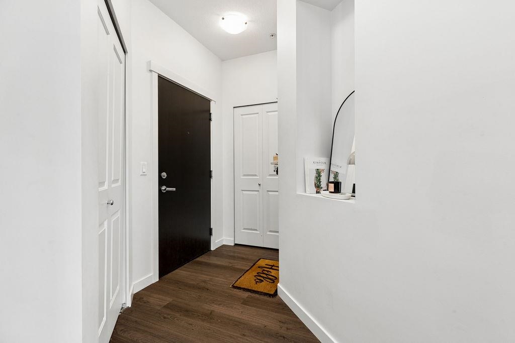 207 217 W 8TH STREET Unit: 207