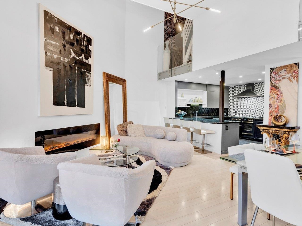 1306 33 CHESTERFIELD PLACE Unit: 1306