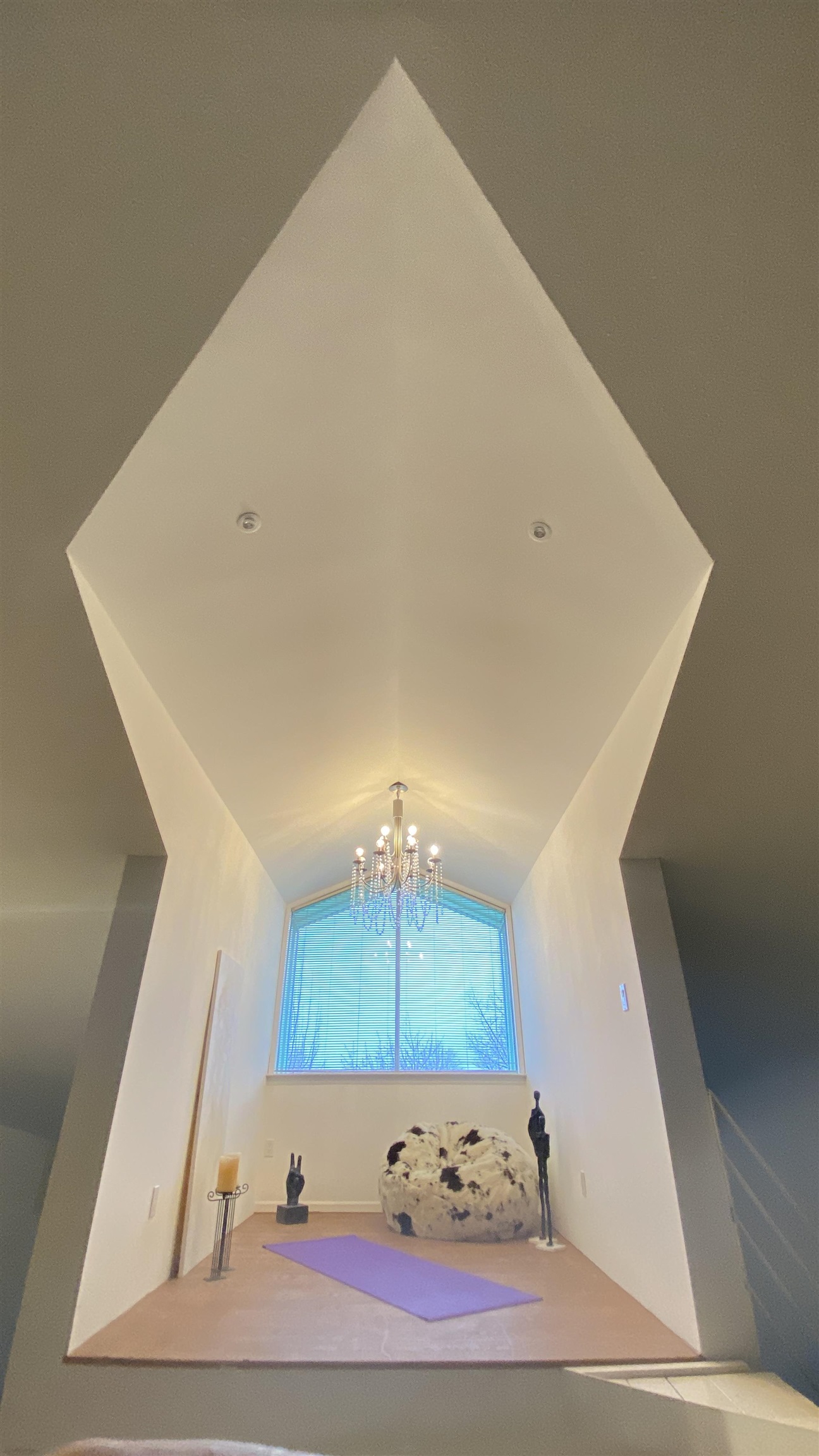 1306 33 CHESTERFIELD PLACE Unit: 1306