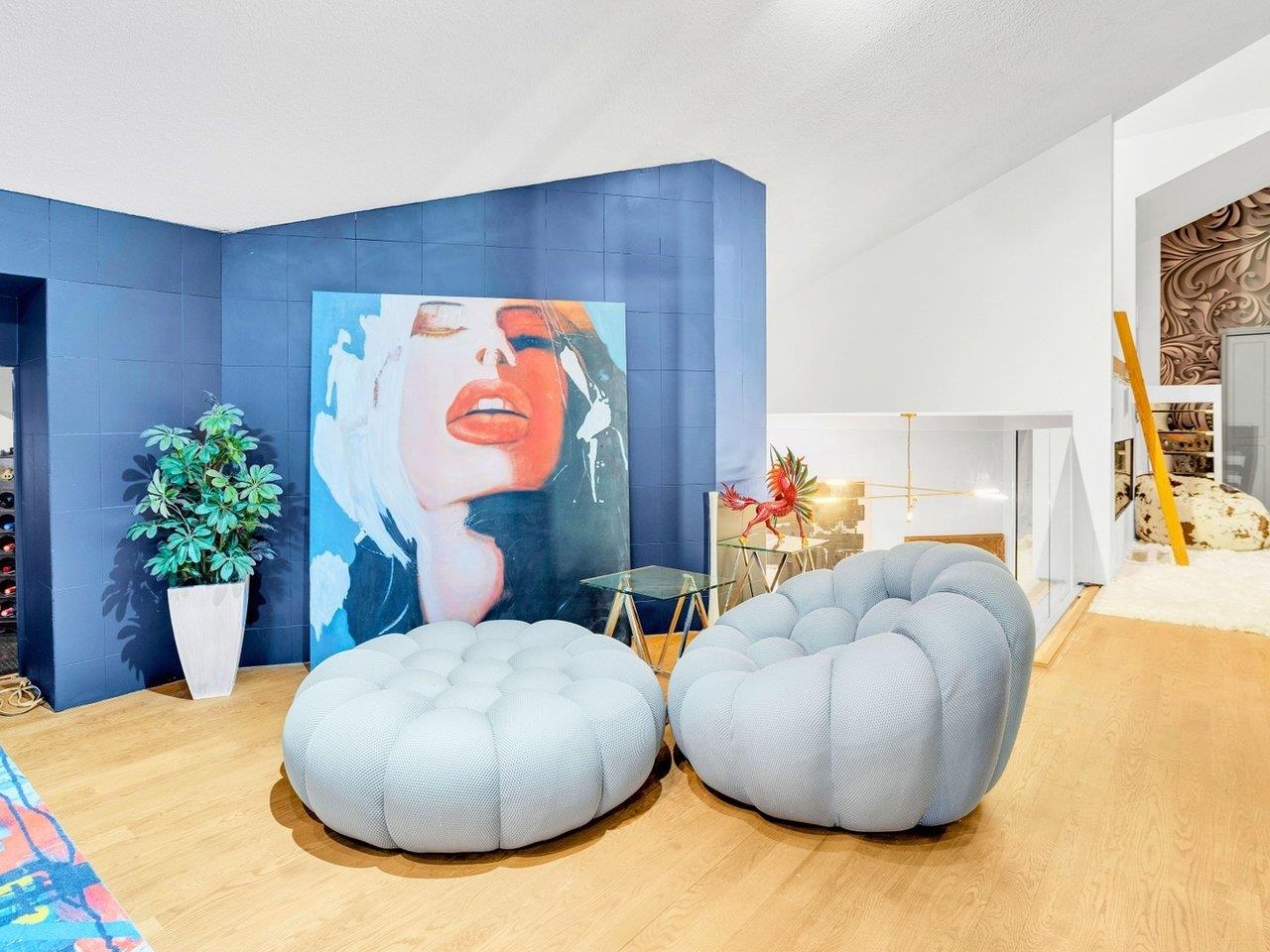 1306 33 CHESTERFIELD PLACE Unit: 1306