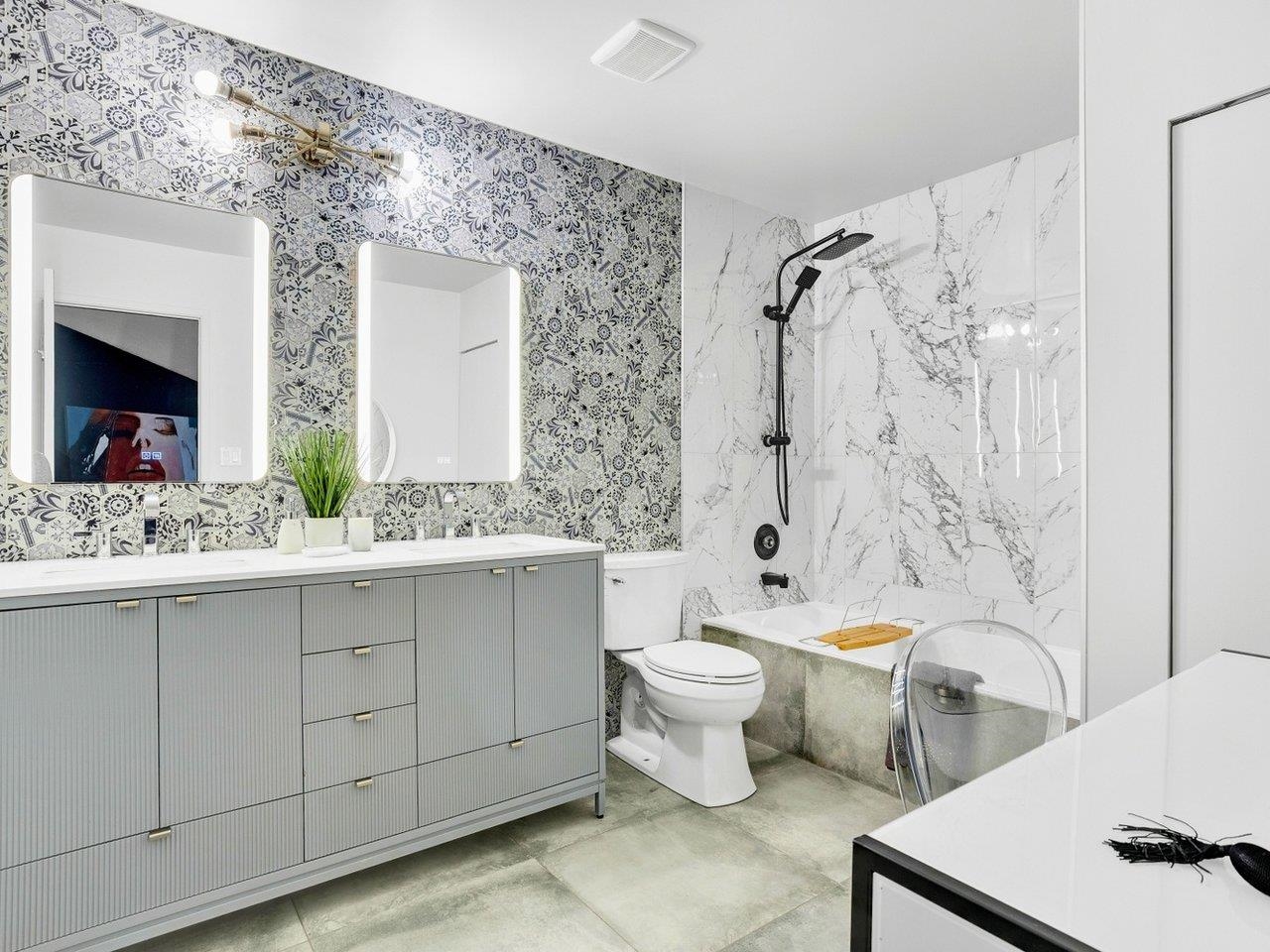 1306 33 CHESTERFIELD PLACE Unit: 1306