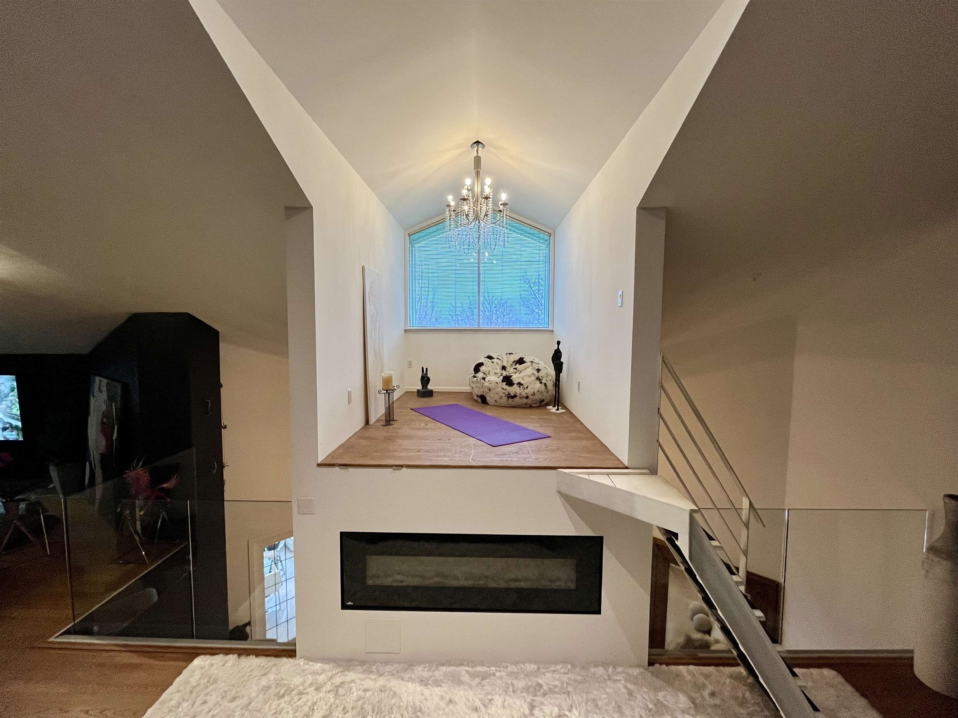 1306 33 CHESTERFIELD PLACE Unit: 1306