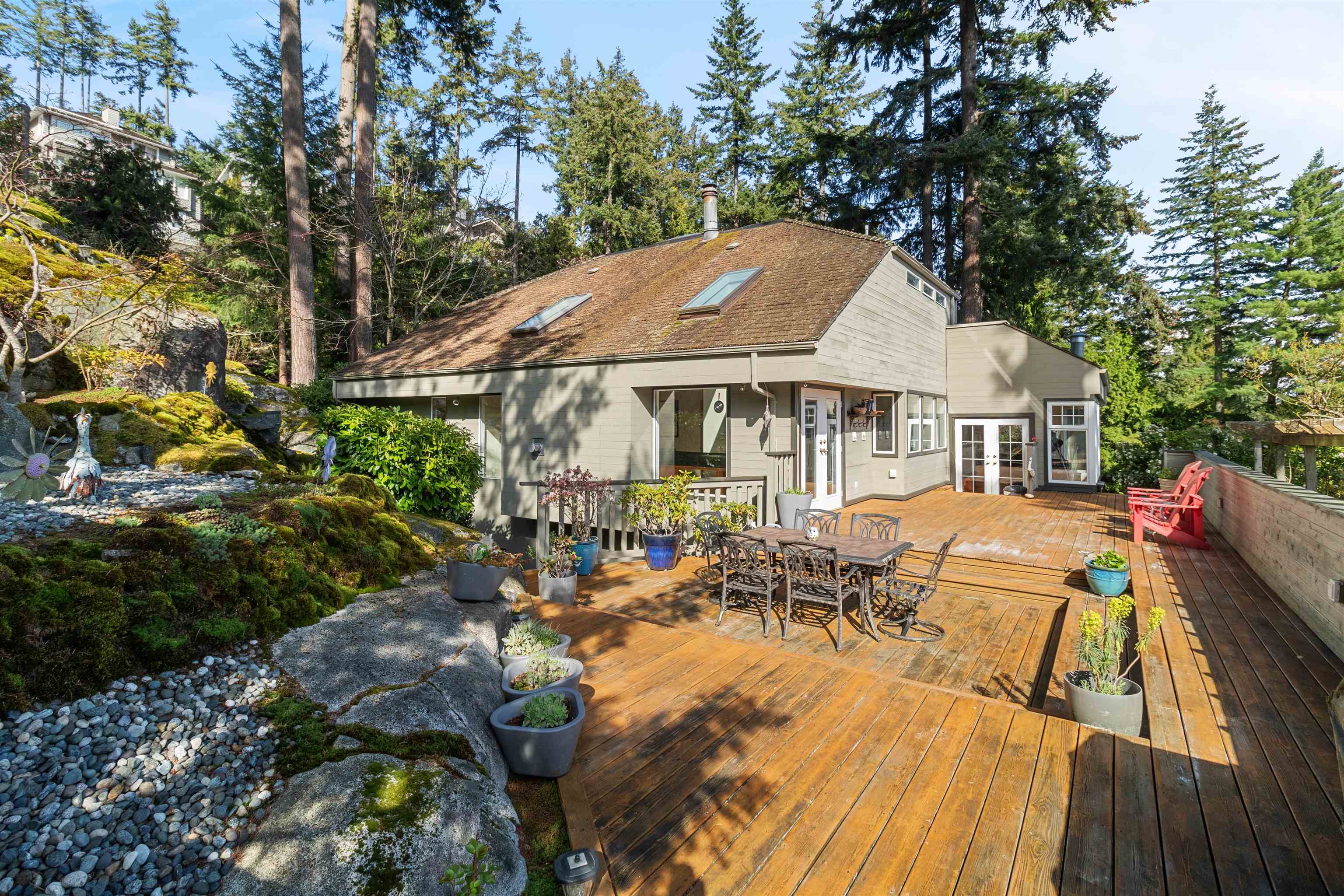 4635 CAULFEILD DRIVE