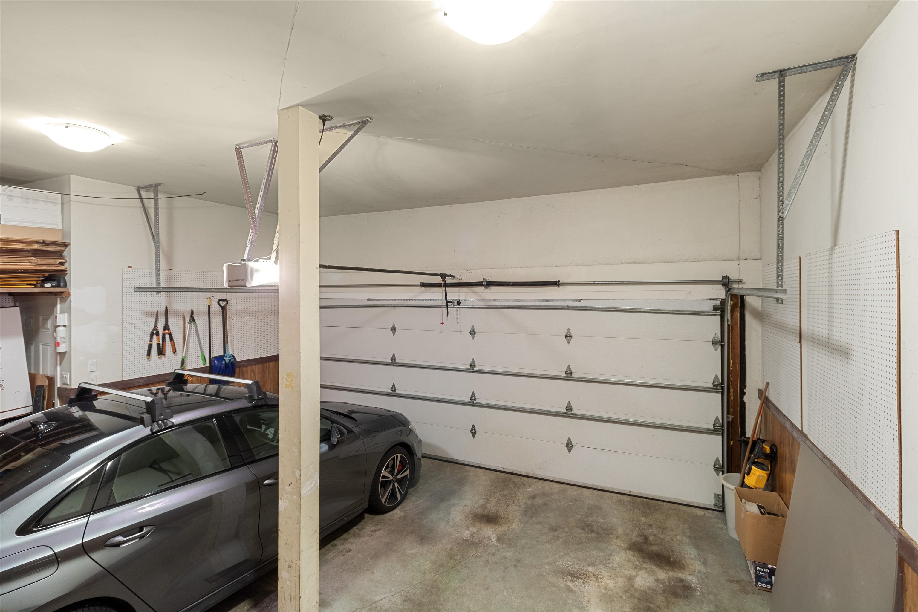 4635 CAULFEILD DRIVE