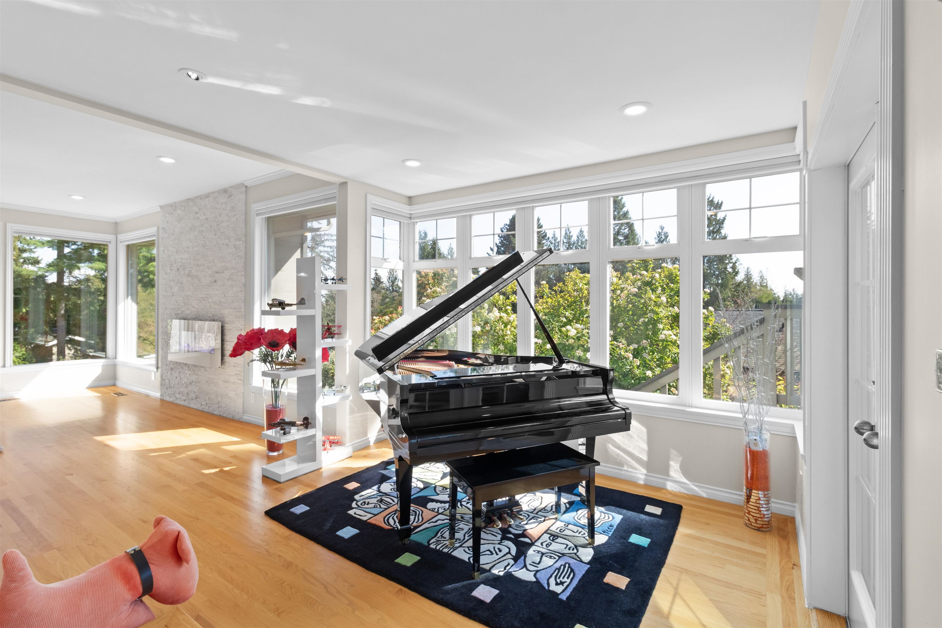 4635 CAULFEILD DRIVE