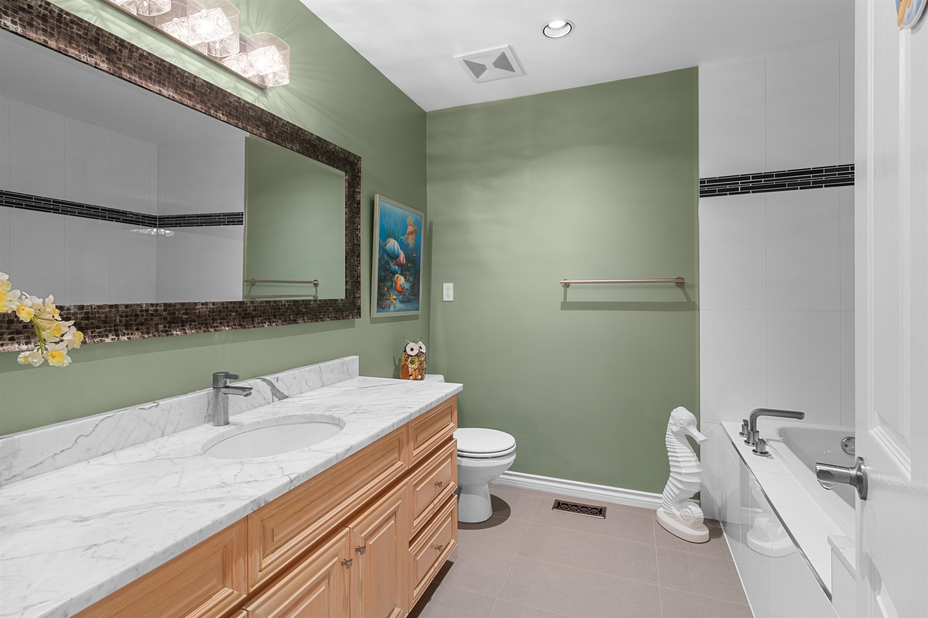 4635 CAULFEILD DRIVE