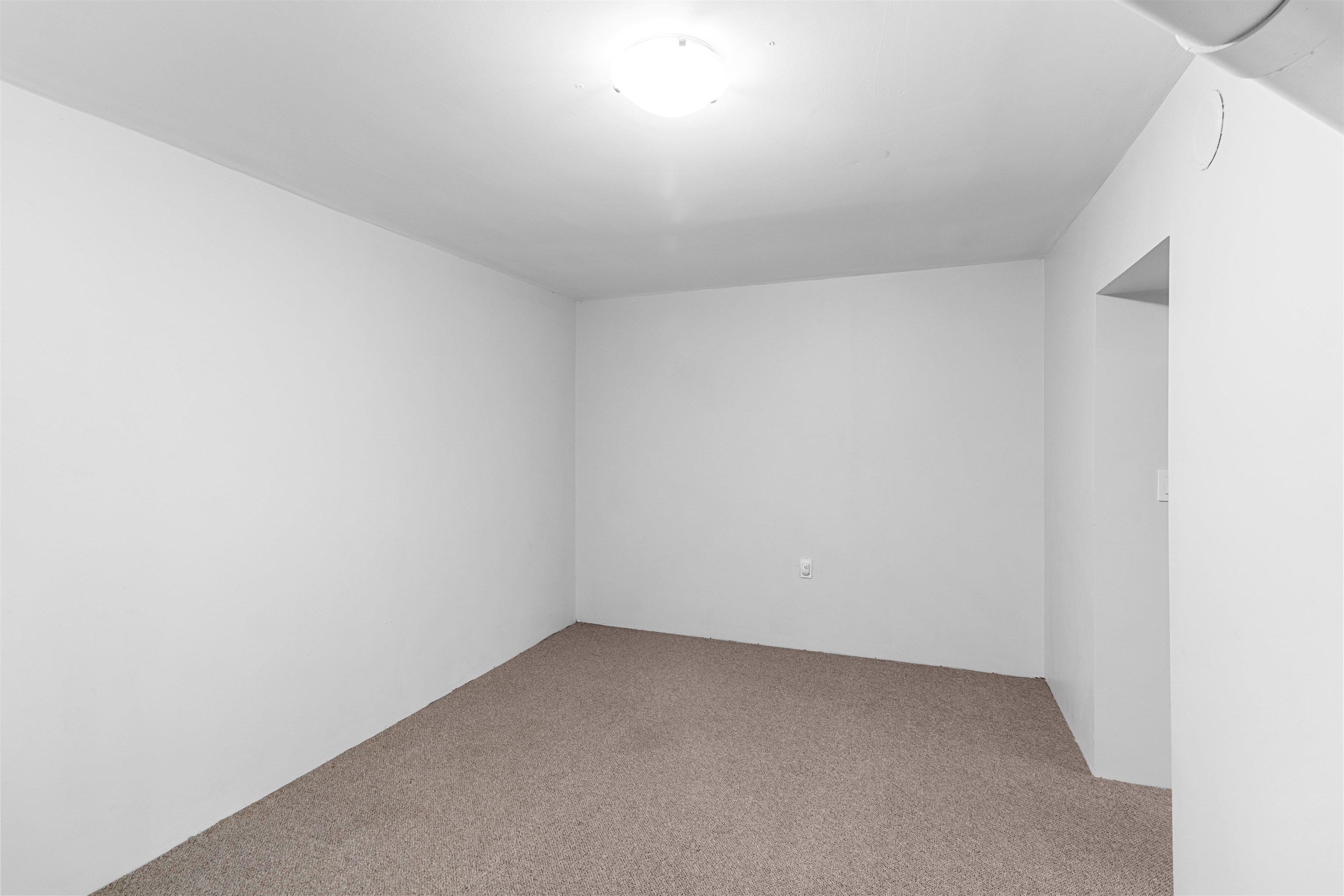 4635 CAULFEILD DRIVE