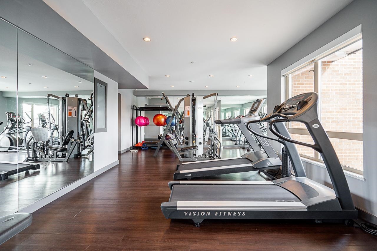 208 1330 MARINE DRIVE Unit: 208