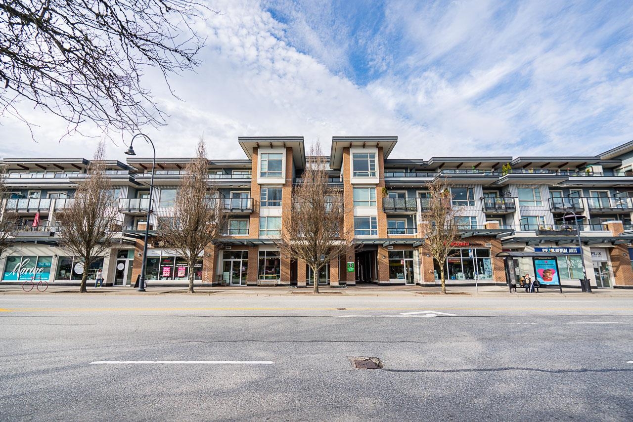 208 1330 MARINE DRIVE Unit: 208