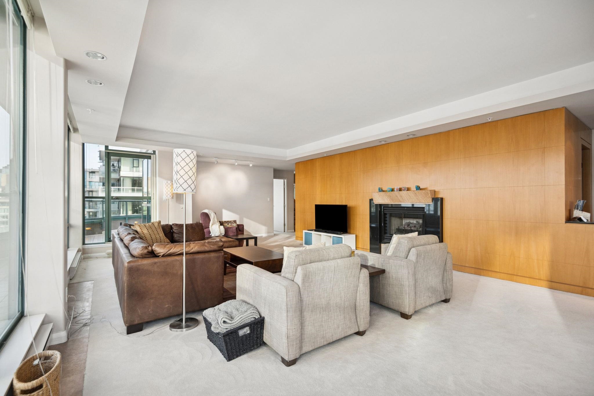 PH 3-4 1383 HOWE STREET Unit: PH 3-4