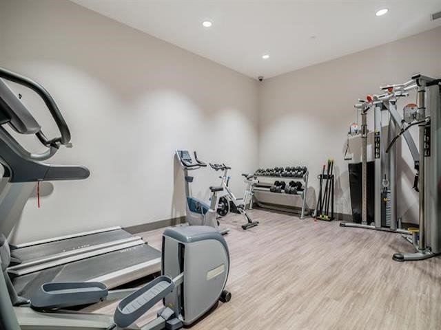 416 2525 CLARKE STREET Unit: 416