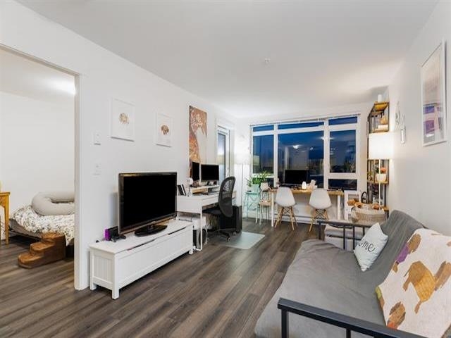 416 2525 CLARKE STREET Unit: 416
