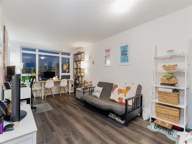 416 2525 CLARKE STREET Unit: 416