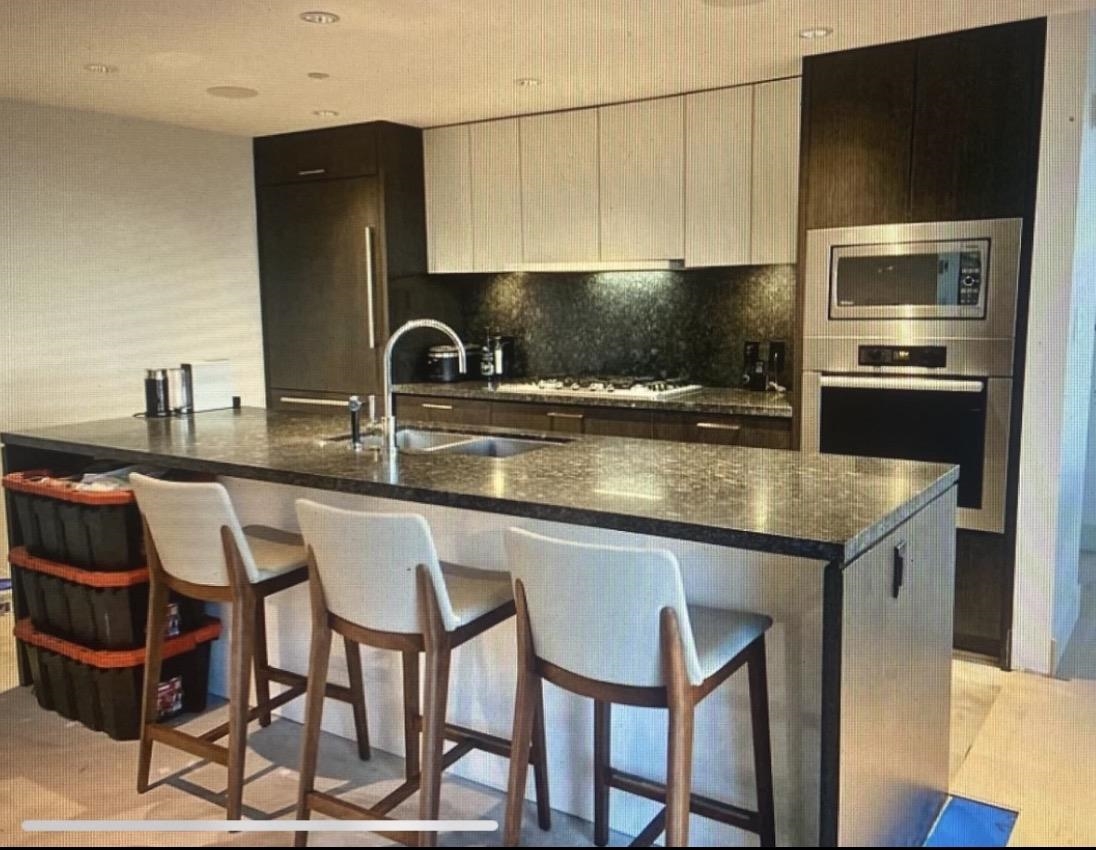 205 120 E 4TH STREET Unit: 205
