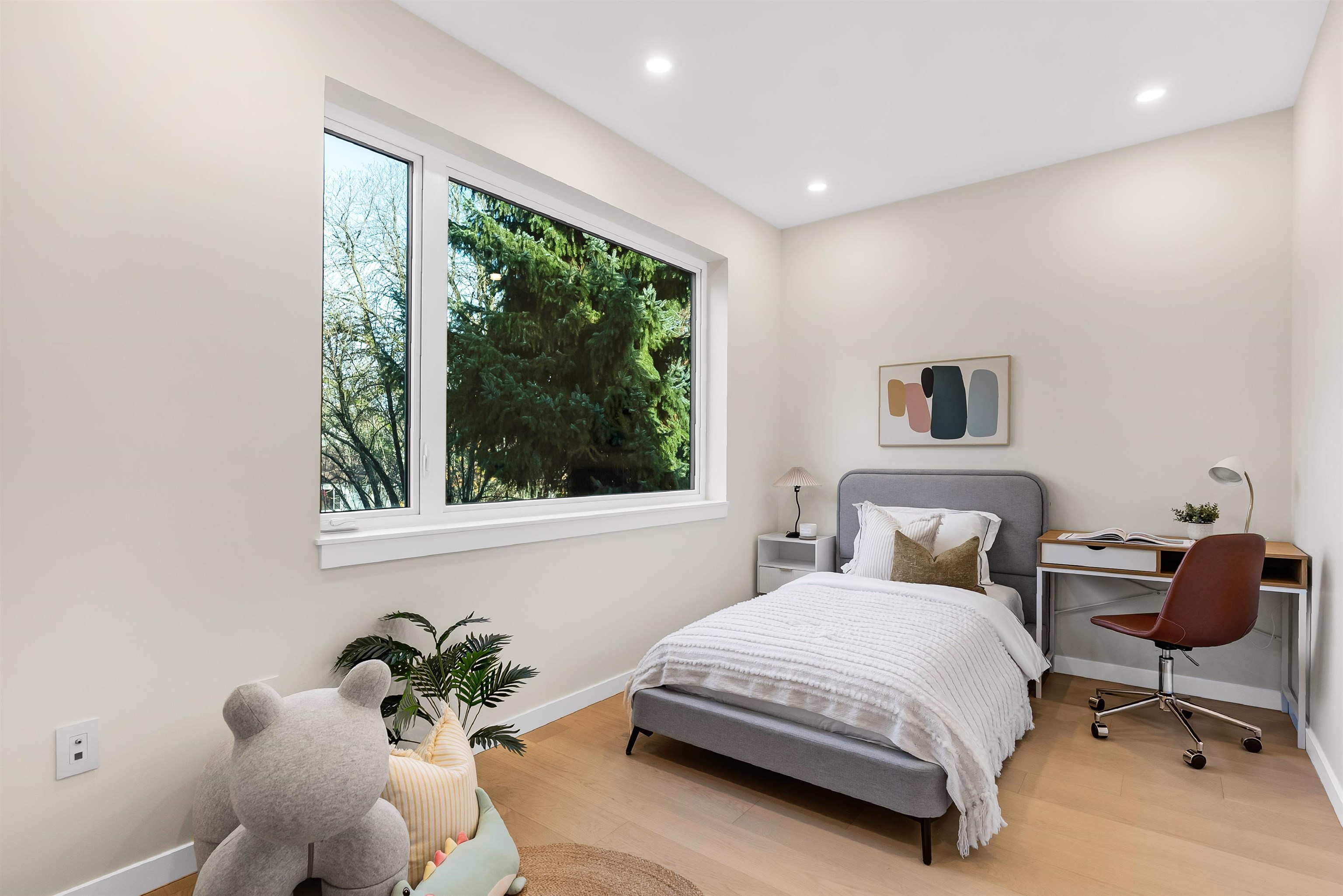 1 2764 W 14TH AVENUE Unit: 1