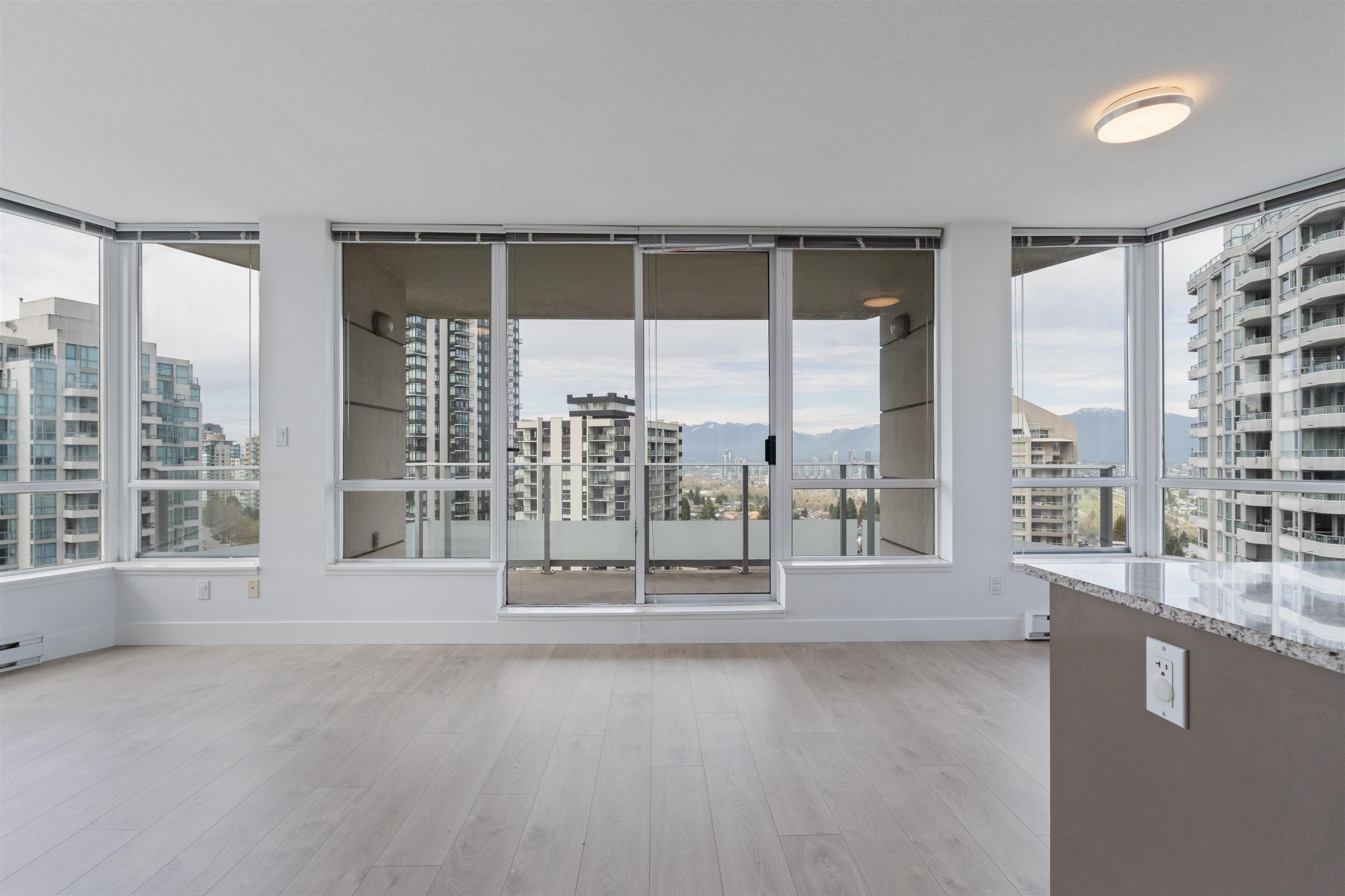 1602 4808 HAZEL STREET Unit: 1602