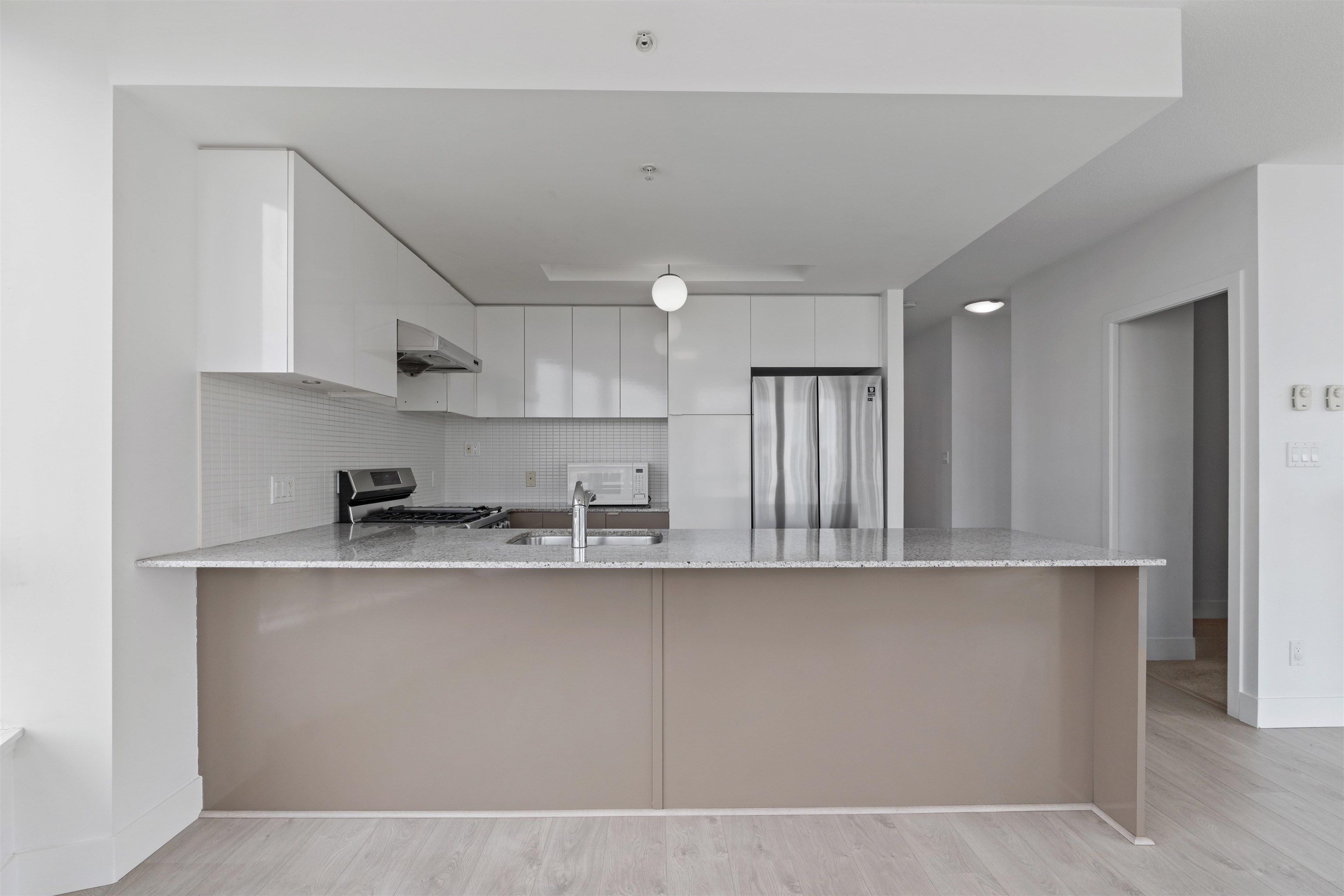 1602 4808 HAZEL STREET Unit: 1602