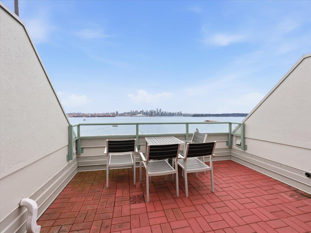 209 168 CHADWICK COURT Unit: 209