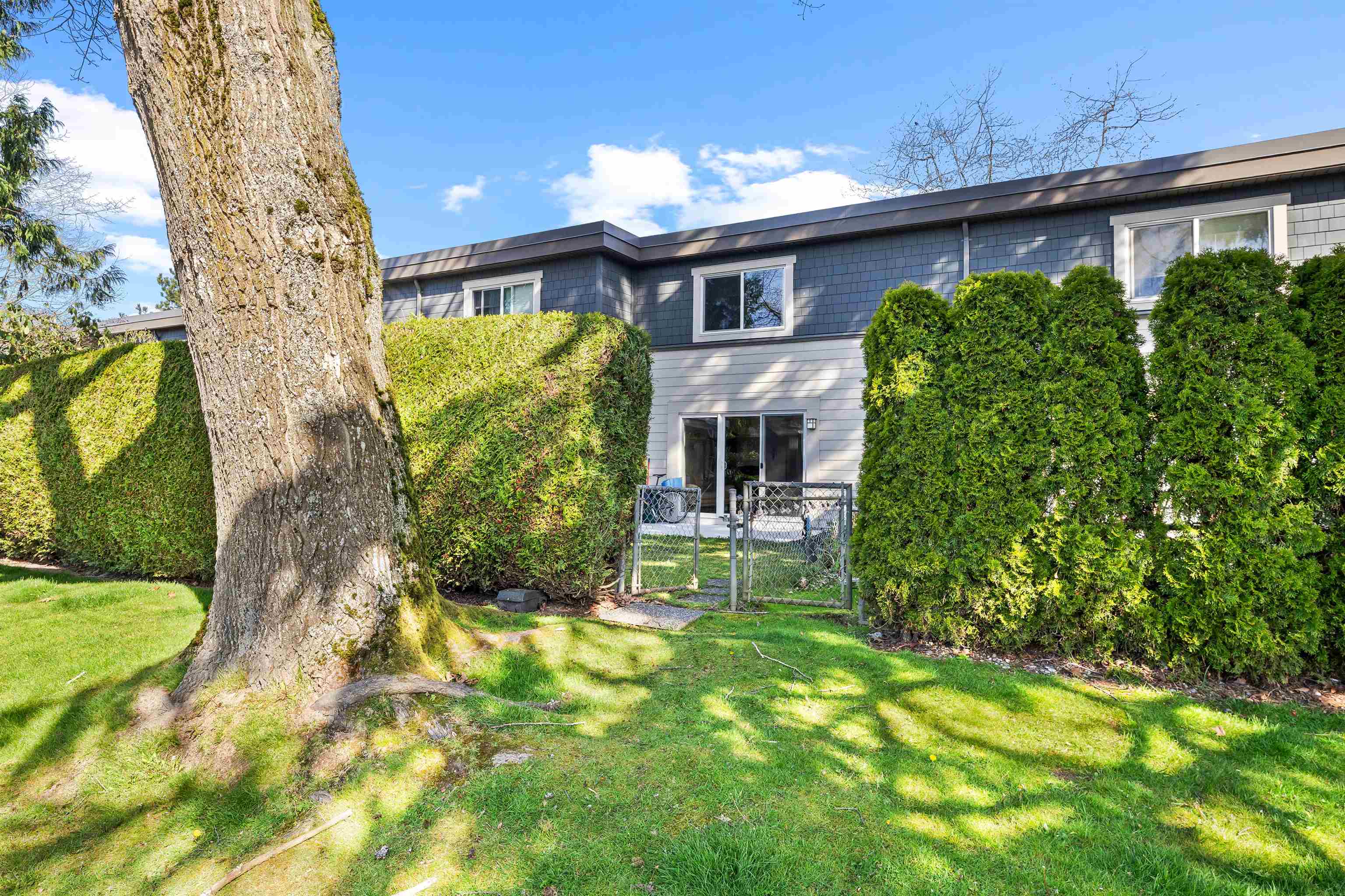 42 3151 SPRINGFIELD DRIVE Unit: 42