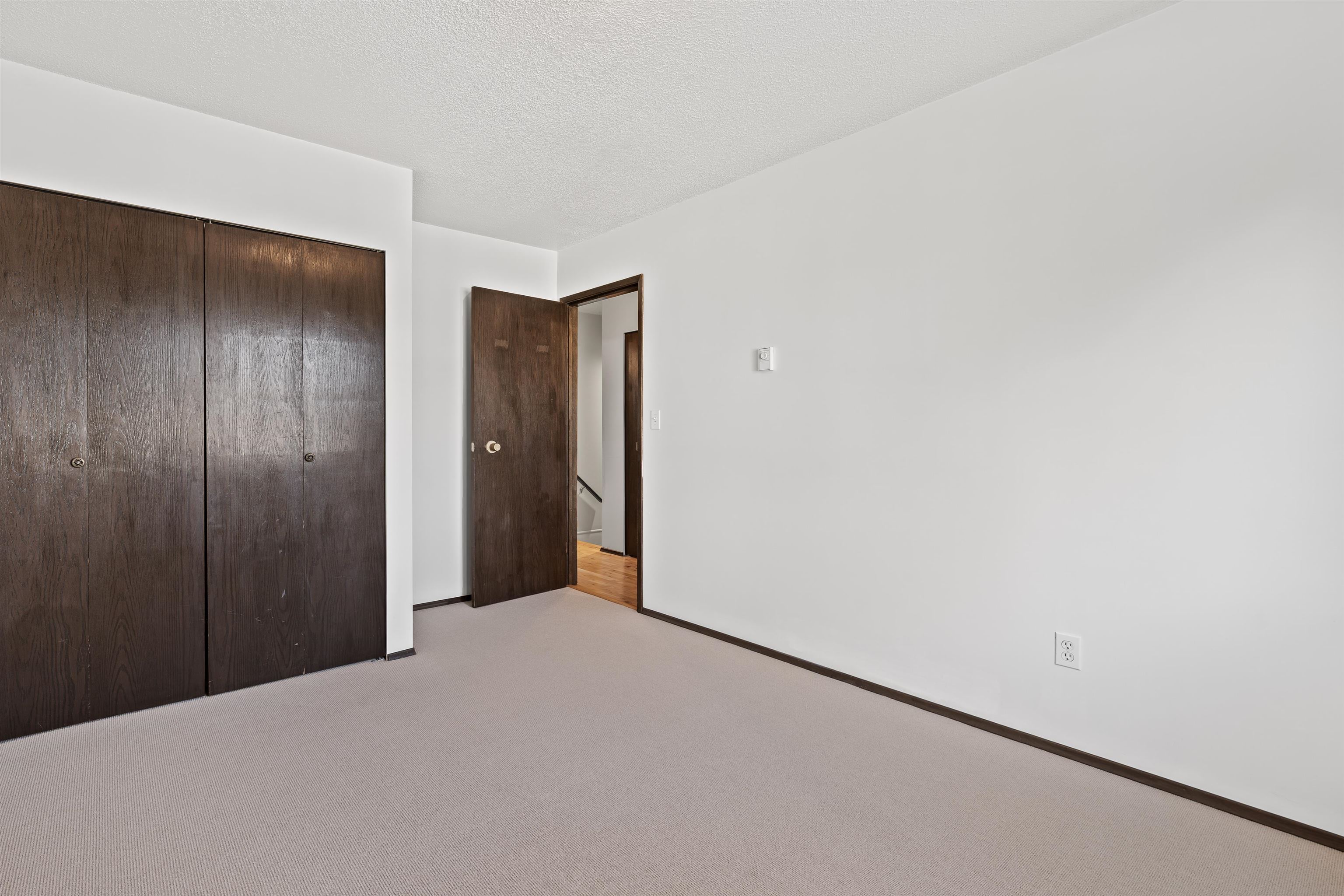 42 3151 SPRINGFIELD DRIVE Unit: 42