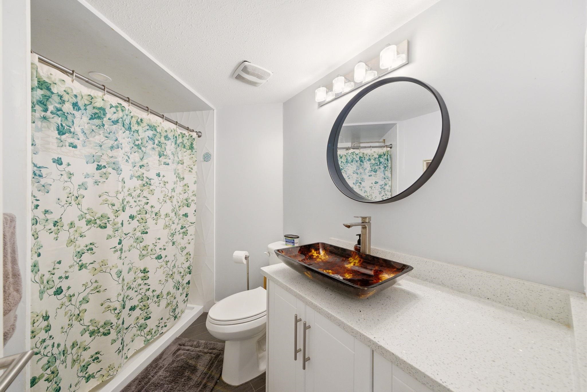 108 1150 QUAYSIDE DRIVE Unit: 108