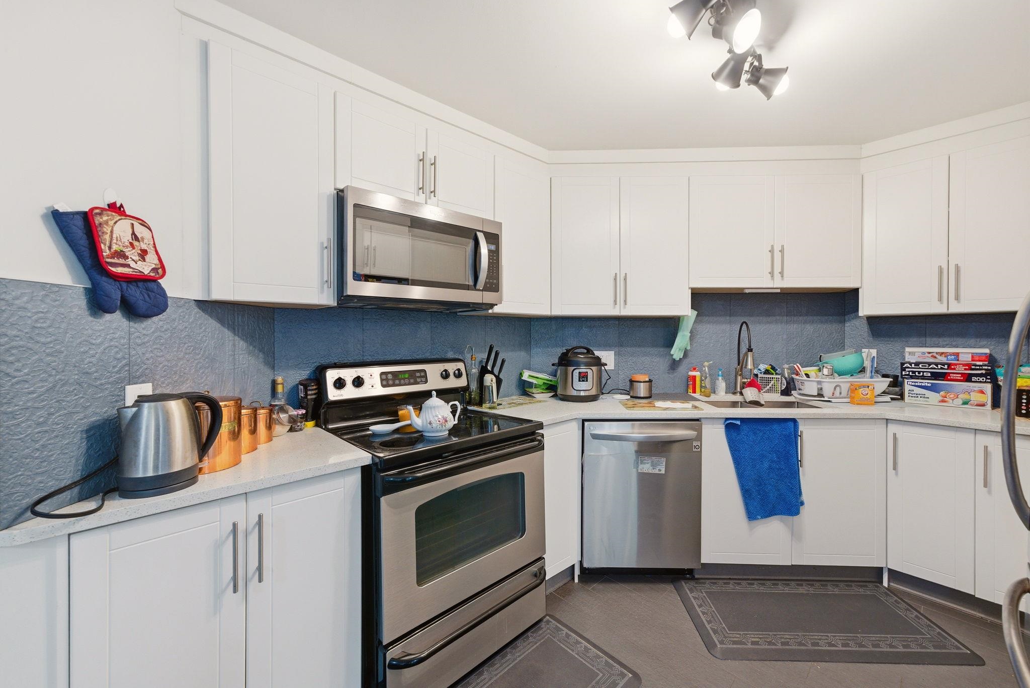 108 1150 QUAYSIDE DRIVE Unit: 108