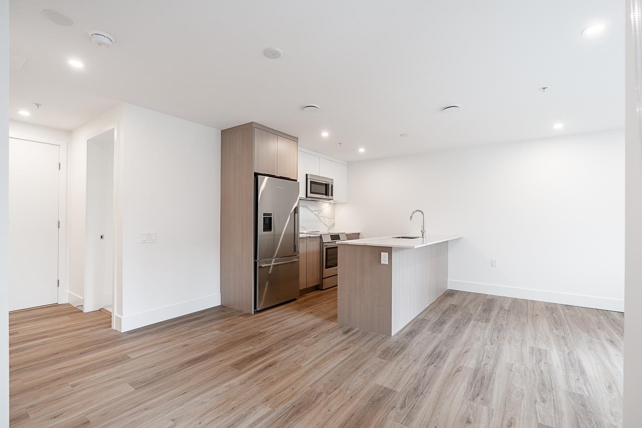 109 2085 E 1ST AVENUE Unit: 109