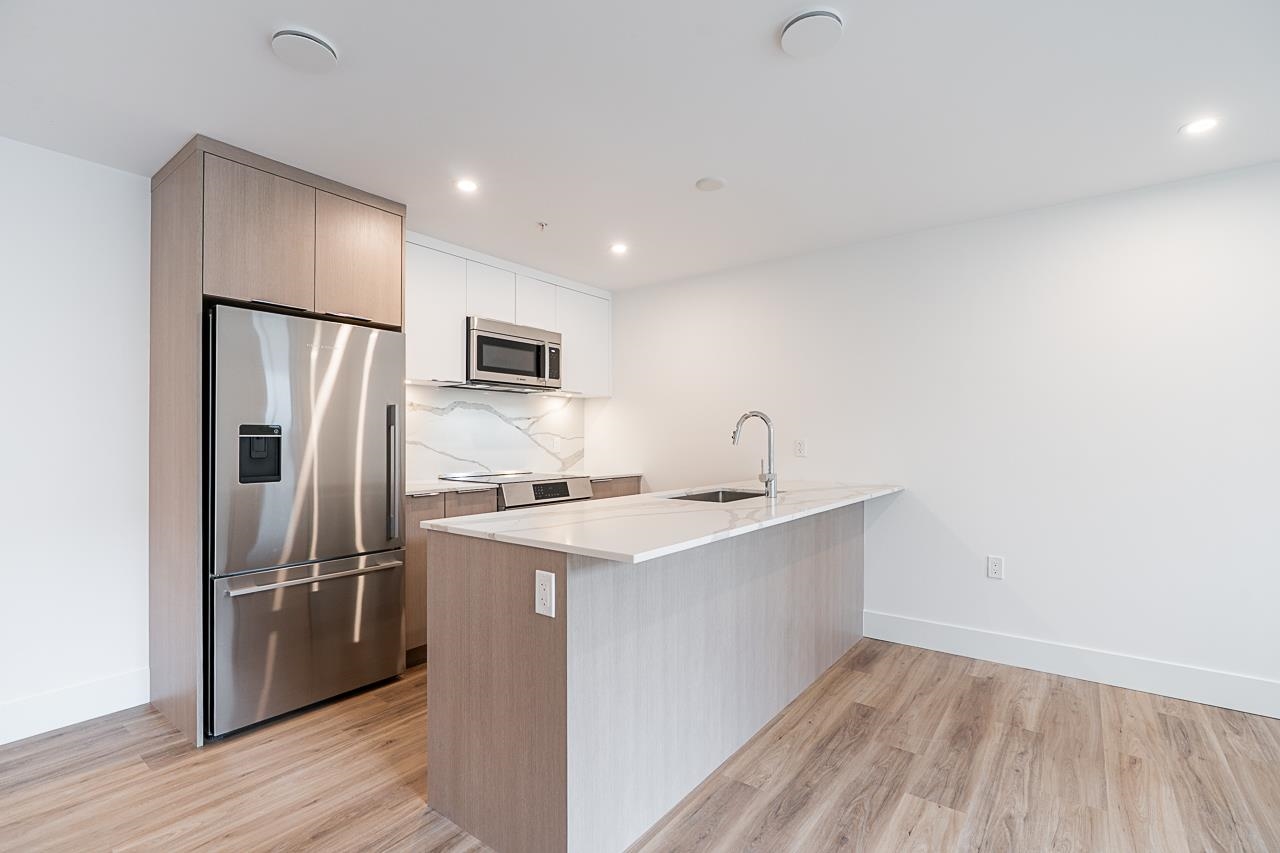 109 2085 E 1ST AVENUE Unit: 109