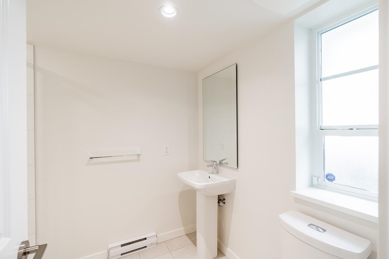 28 2838 LIVINGSTONE AVENUE Unit: 28