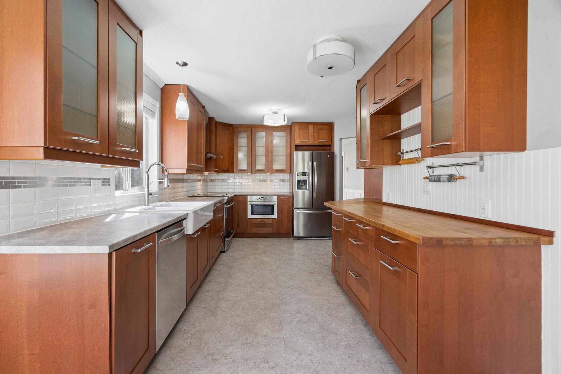 112 16031 82 AVENUE Unit: 112