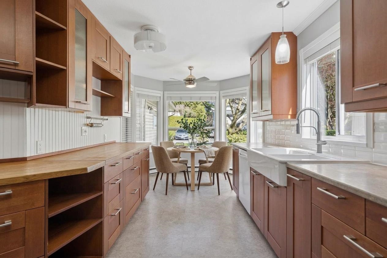 112 16031 82 AVENUE Unit: 112