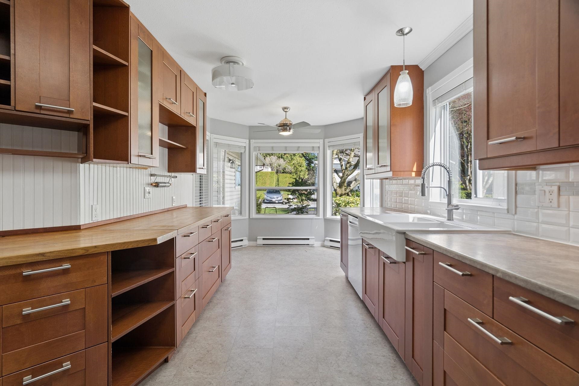 112 16031 82 AVENUE Unit: 112