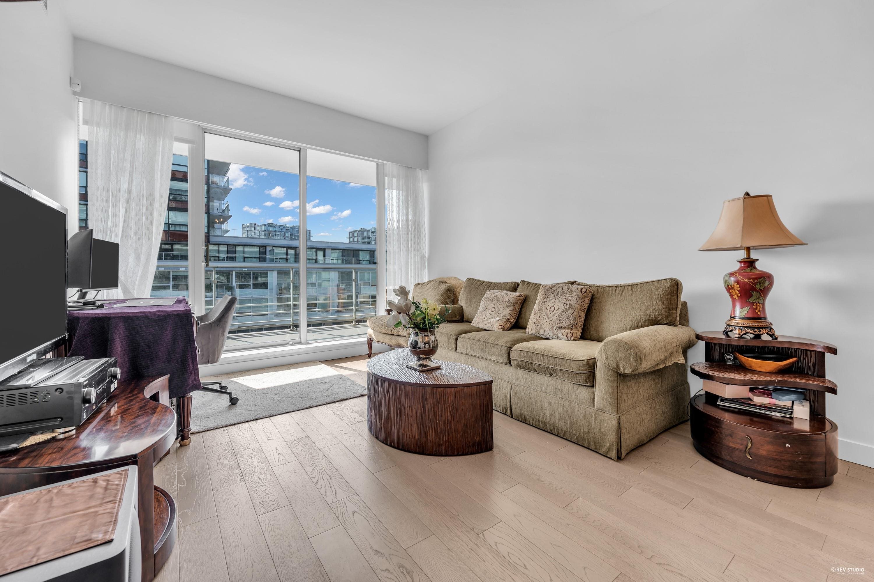 403 6699 RIVER ROAD Unit: 403