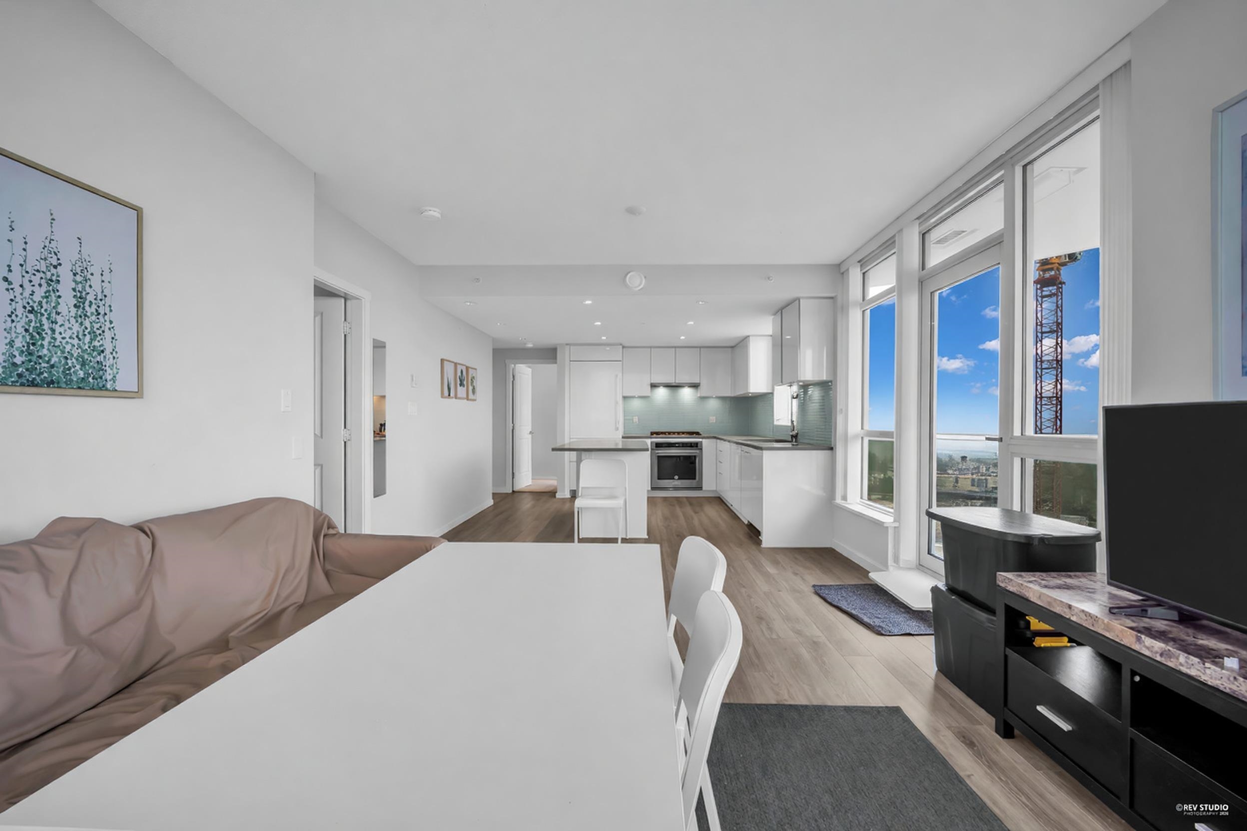 1607 6638 DUNBLANE AVENUE Unit: 1607