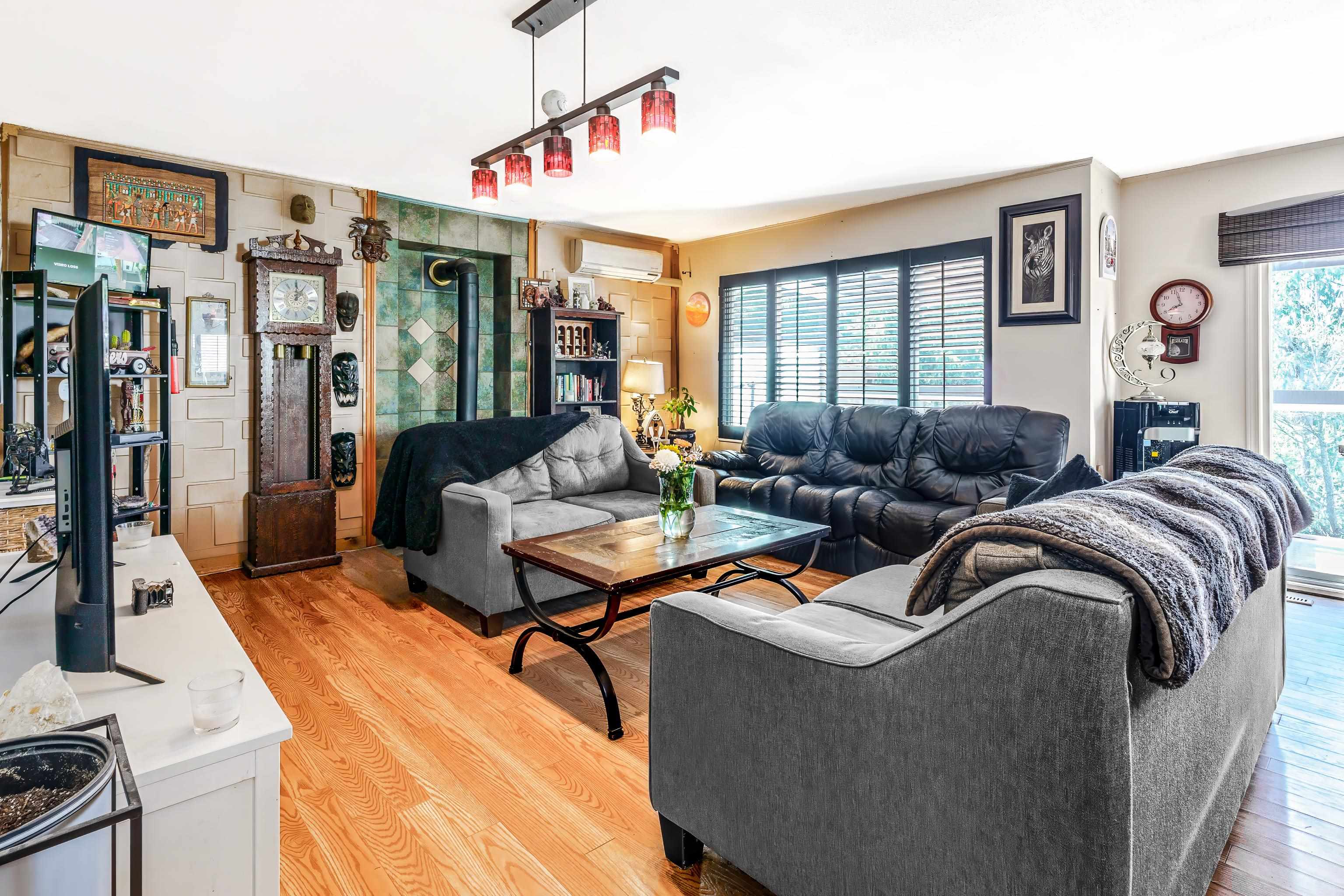 7655 WOODCOCK CRESCENT