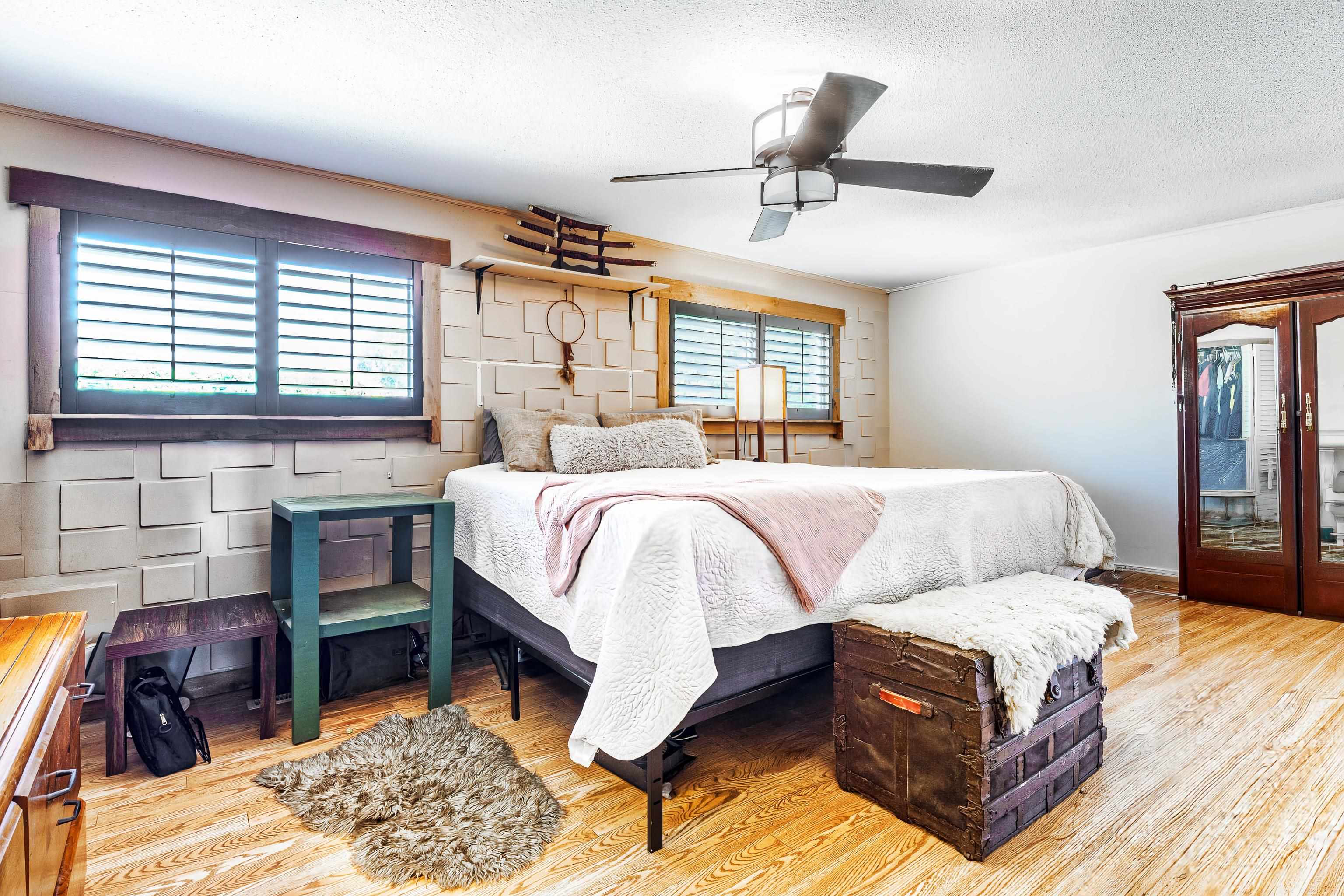 7655 WOODCOCK CRESCENT