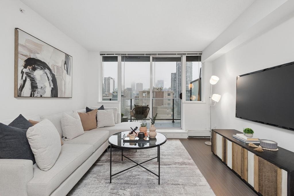 902 1325 ROLSTON STREET Unit: 902