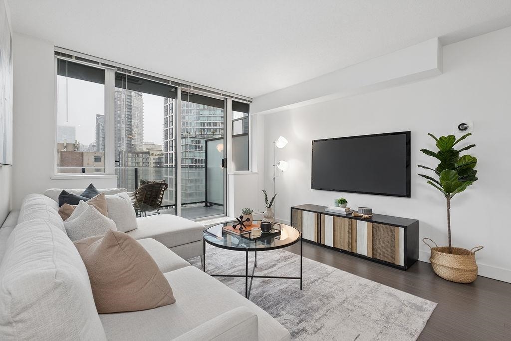 902 1325 ROLSTON STREET Unit: 902