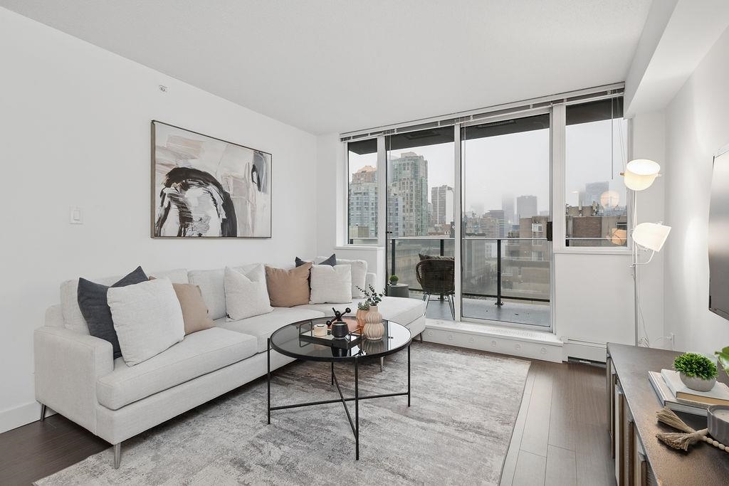 902 1325 ROLSTON STREET Unit: 902