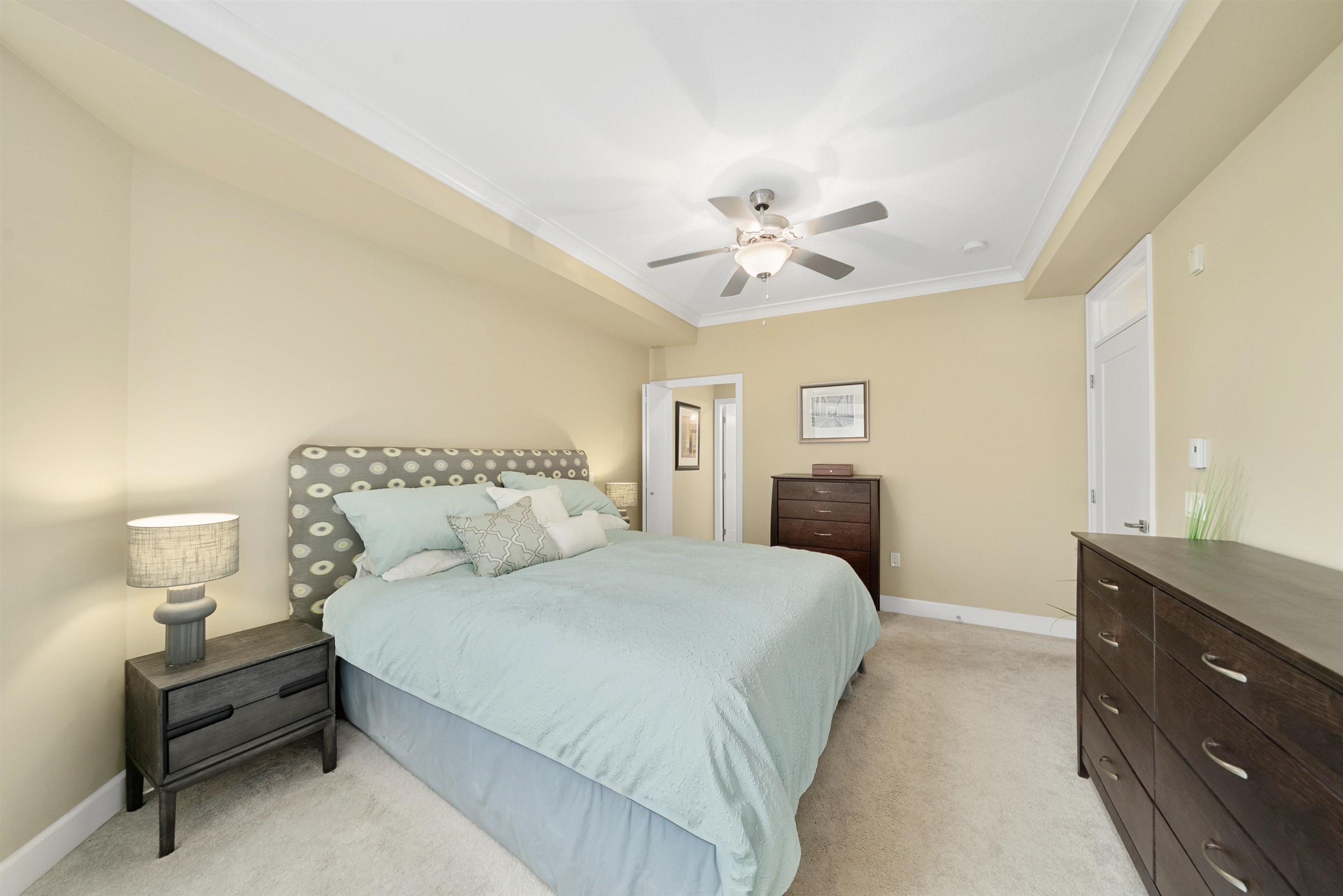 301 45746 KEITH WILSON ROAD Unit: 301