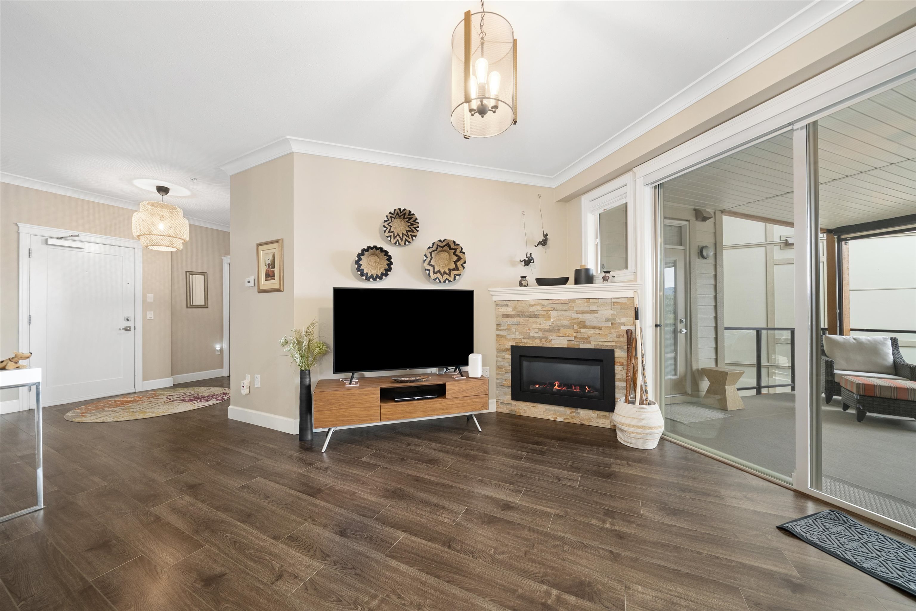 301 45746 KEITH WILSON ROAD Unit: 301