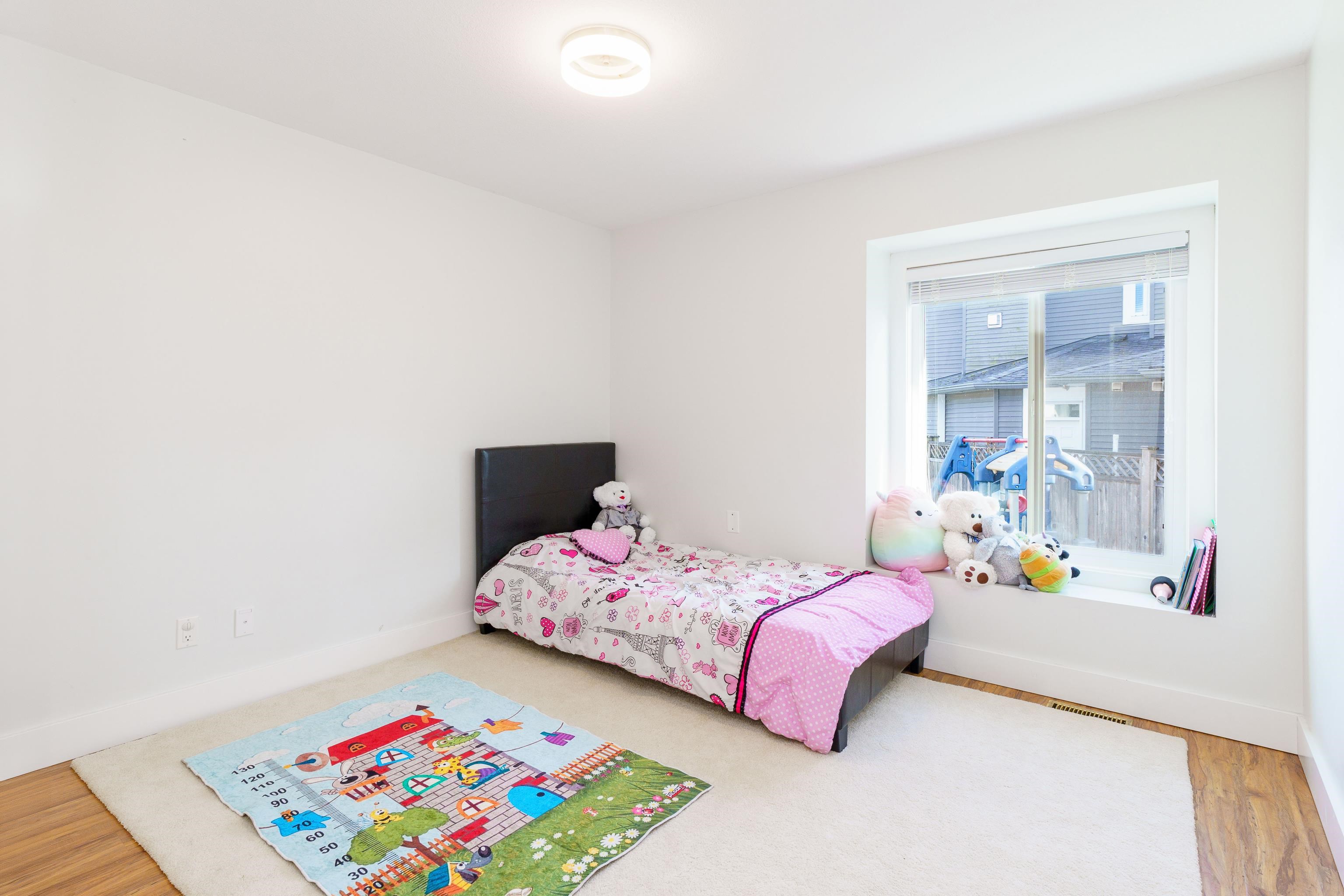 8843 WOOLER TERRACE