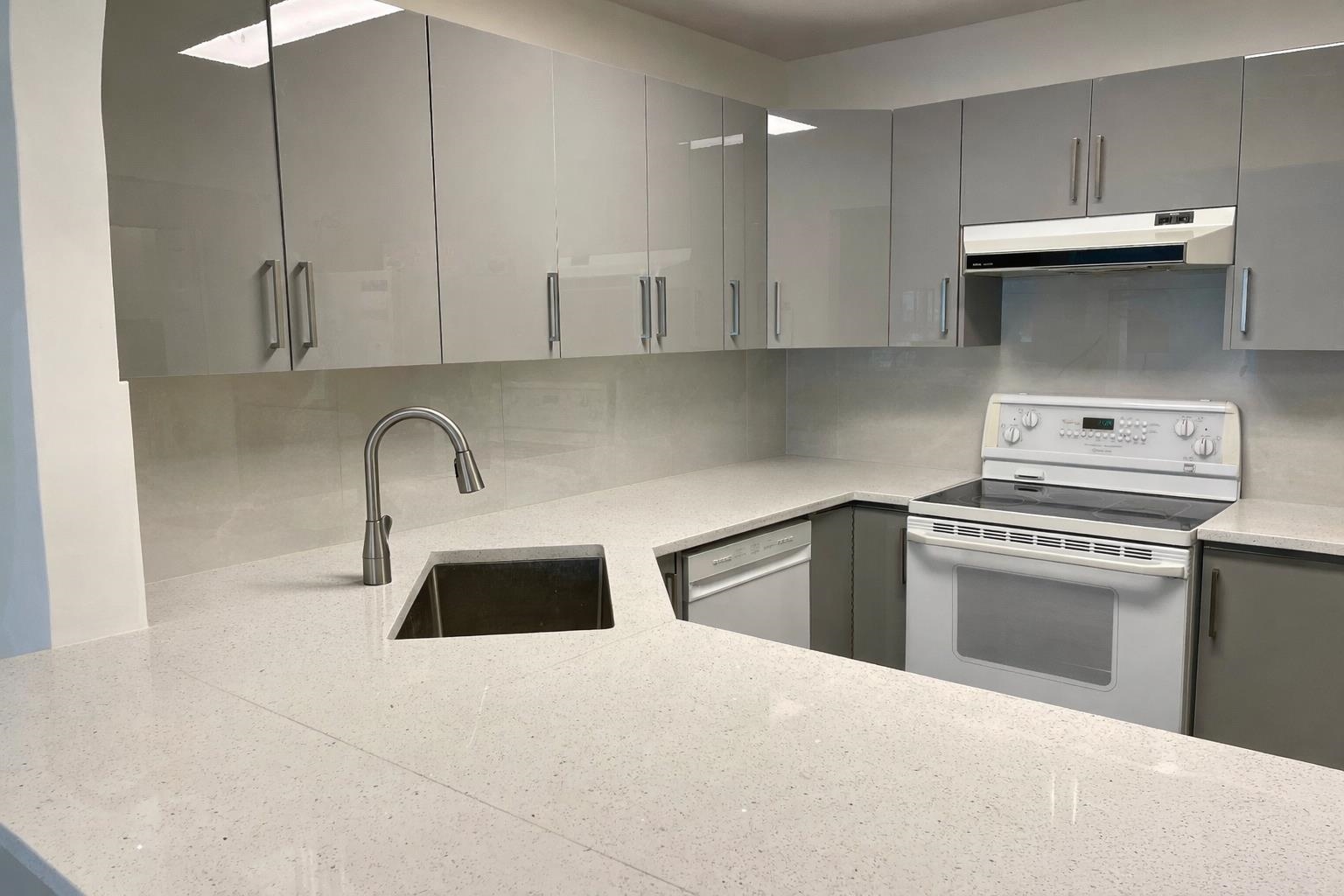 203 1273 MERKLIN STREET Unit: 203