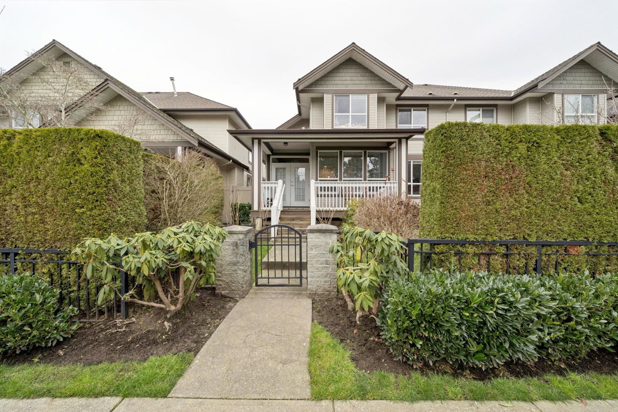 11 8250 158 STREET Unit: 11