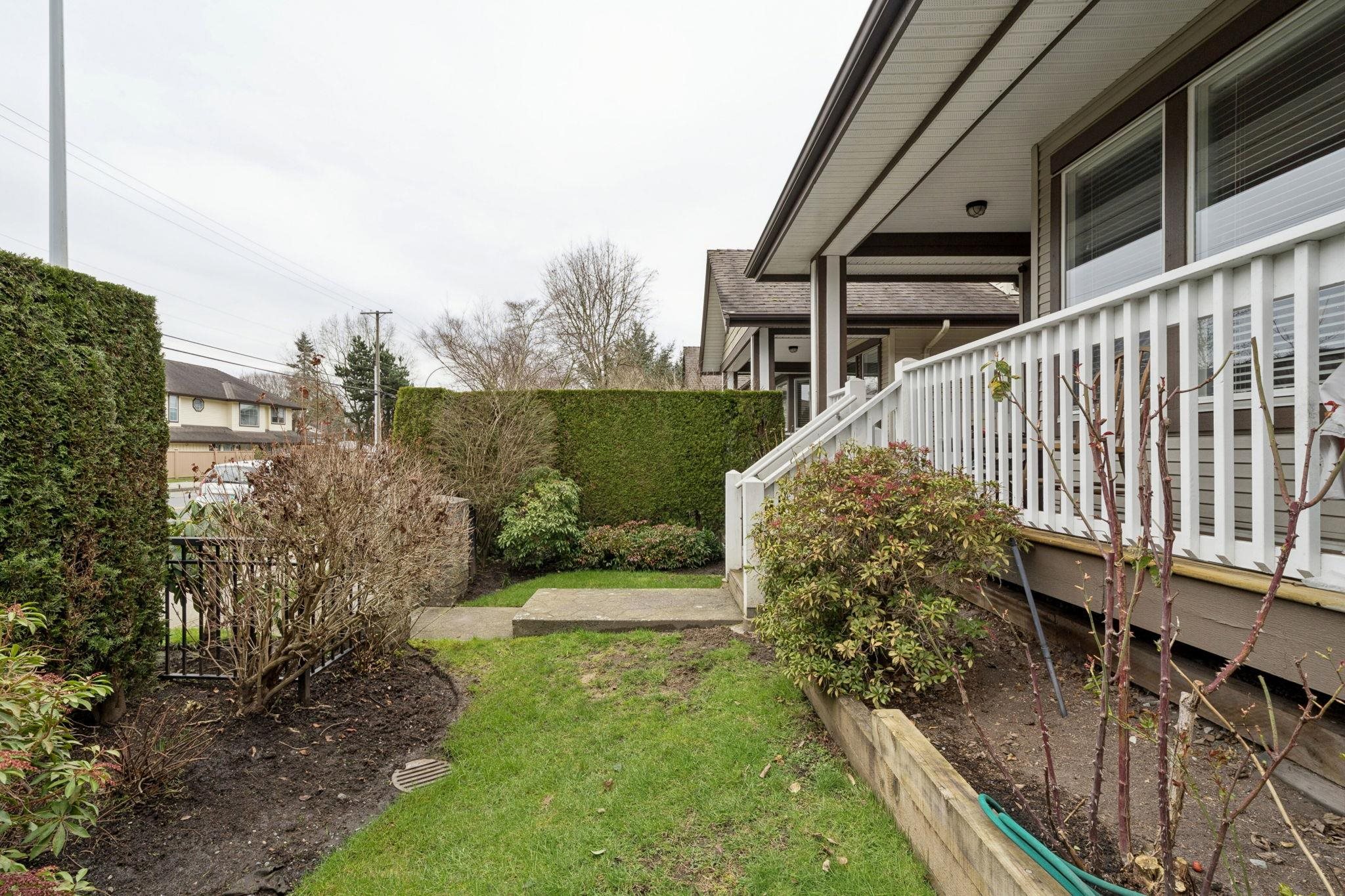11 8250 158 STREET Unit: 11