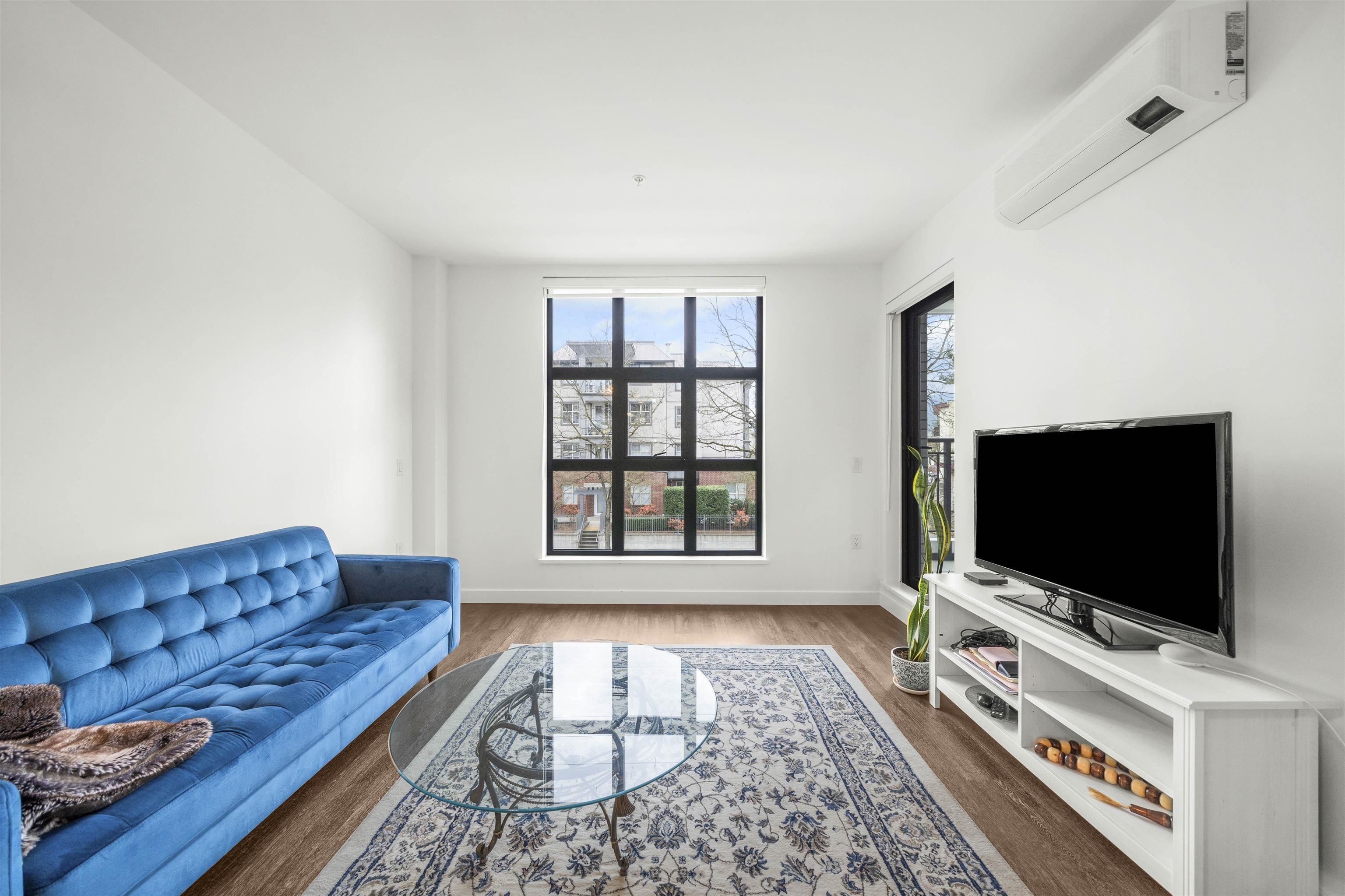 201 2446 SHAUGHNESSY STREET Unit: 201