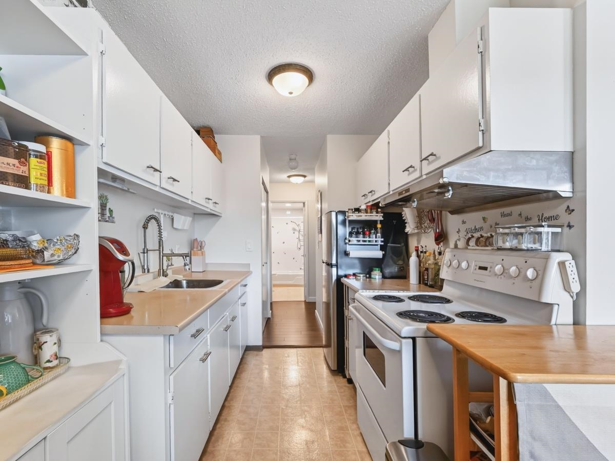 211 6340 BUSWELL STREET Unit: 211