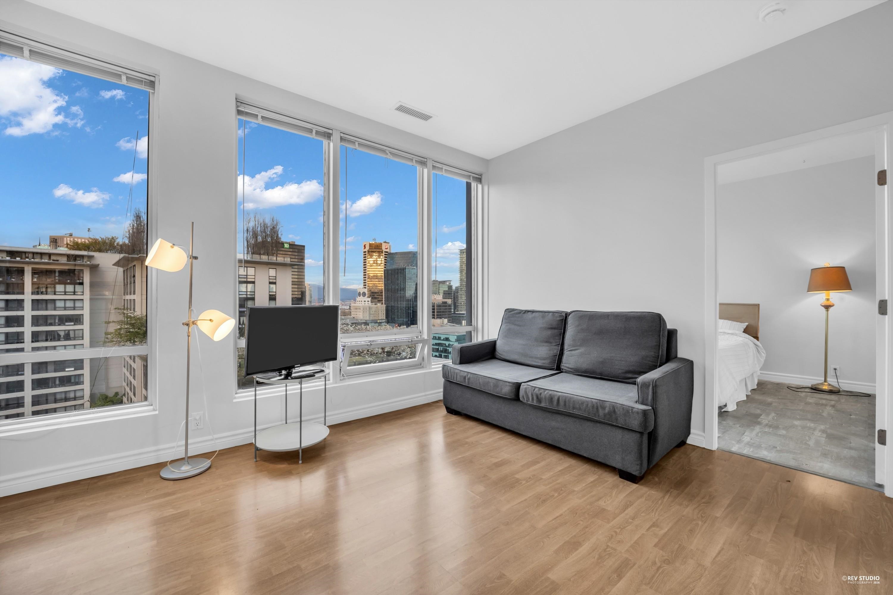 1512 989 NELSON STREET Unit: 1512