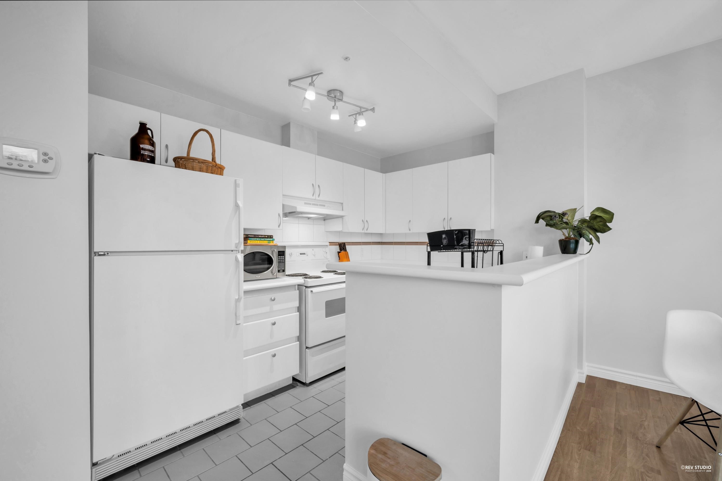 1512 989 NELSON STREET Unit: 1512